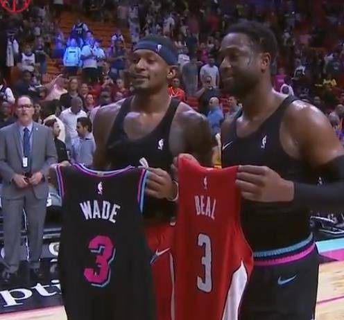 以年底的大 以年底的大