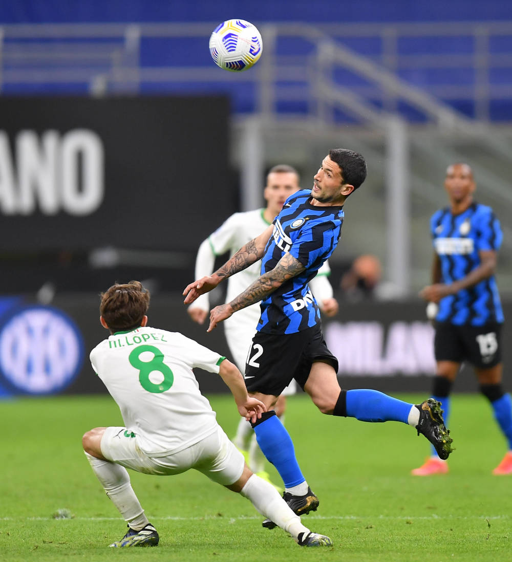 横移到控球 横移到控球