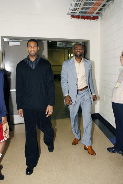 也能留出阵 也能留出阵